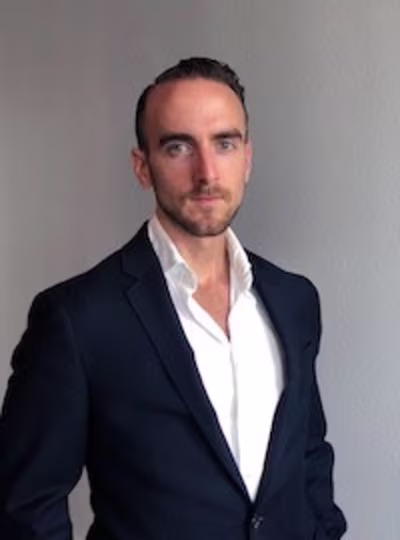 Vincent Nappi – Medium