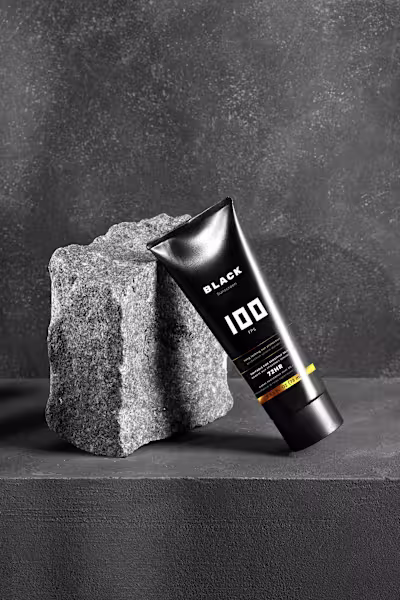 Packaging Design | black sunscreen