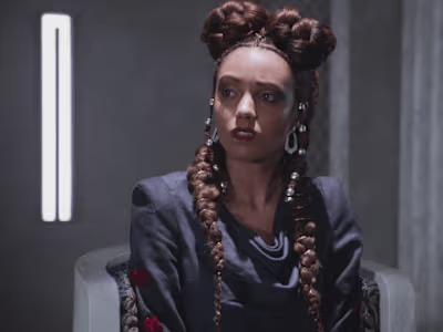 Legends of Tomorrow Explains What Makes the Loom of Fate So Imp…