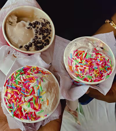 ice cream date💕>>>
