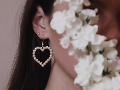 Hearts & Roses: Personalized Luxury Gifting Redefined