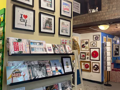 Artists of the Andersonville Galleria – ChicagoTalks
