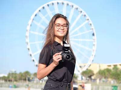 Photographer & Sales manager