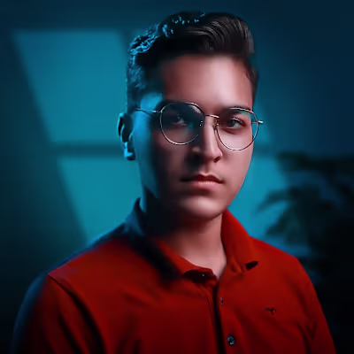 TOP Notch Retouch a Profile Image  (Personal Practice Project)