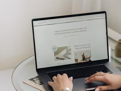 Website & Email Copywriting – Engaging & Persuasive Content