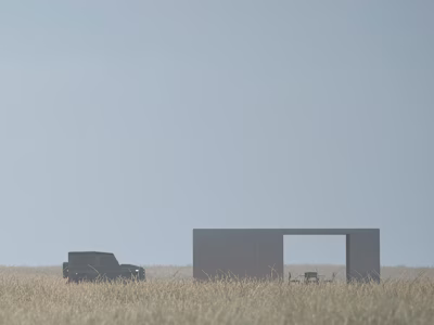 Tiny House in the middle of the valley - cinematic