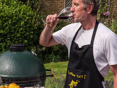 Effortless Entertaining Campaign with [yellow tail]