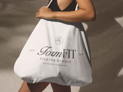 Form Fit, Visual identity