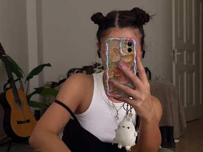 Organic UGC Fashion Example