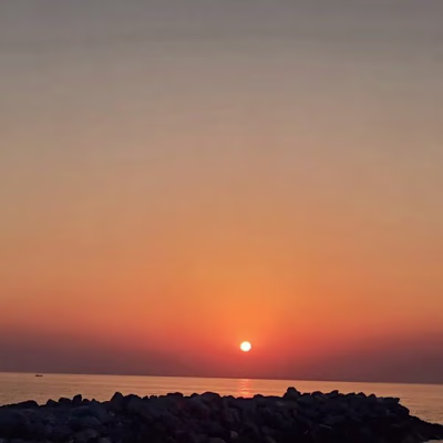 #jojomohmad_14 on Instagram: ”😍💛💛”