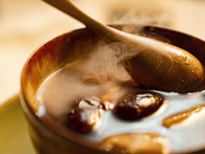 Product photography: Herbal Elixir