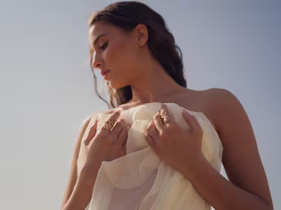 Lía By Evangelía — Evgenia Studios