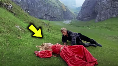 From poster-style to click-style.
These movie