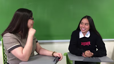 Vlogging/Blogging (Interview with ThatsBella) - YouTube