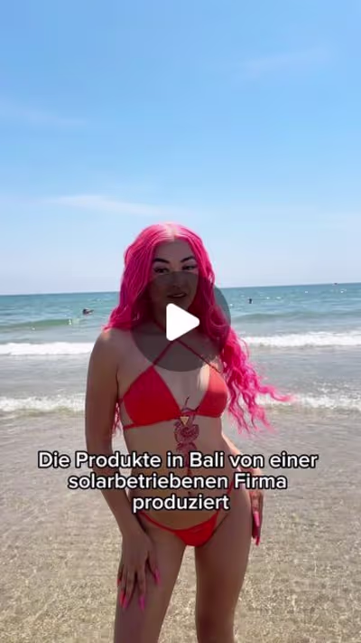 UGC-Video - Beach Bun👙