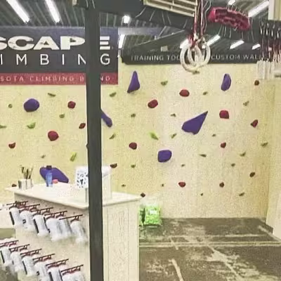 Branded Retail Display for Escape Climbing