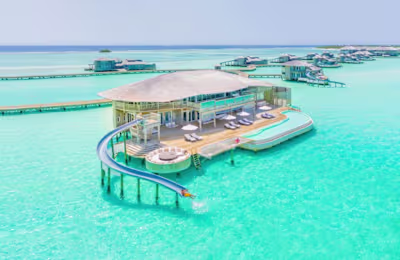 Best 16 Top Luxury Hotels and Resorts in the Maldives