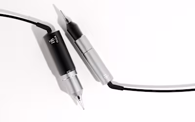 :With a refined silhouette defined