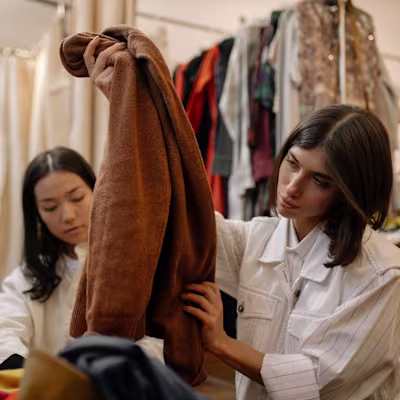 A Guide to the Best Secondhand, Vintage, and Small Designer Sho…