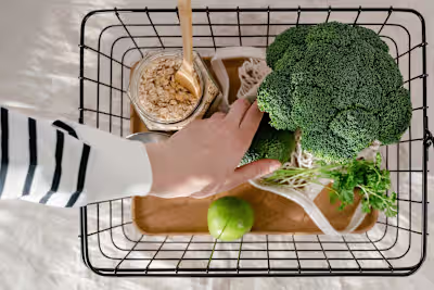 Demystifying Carbon Footprint Labels for Climate-Smart Shopping