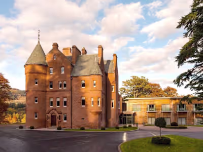 My Side Hustle: Travelpreneur Lifestyle