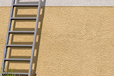 Stucco vs. Vinyl Siding: Which One is Right for My Home?