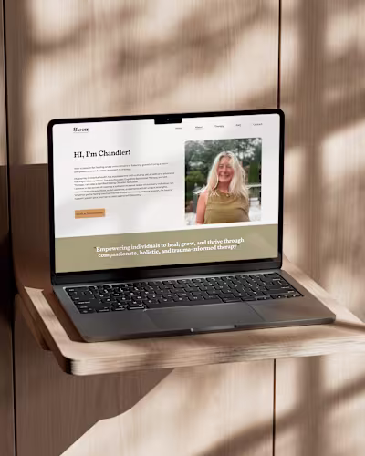 Bloom Psychotherapy🌻: Brand identity & Website design