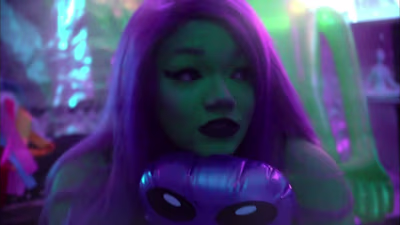 Sad Heaux The Goddess - Skip My Meds | Dir. ShotByT - YouTube