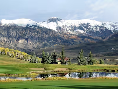 The 6 Best Places To Snowboard In Colorado!