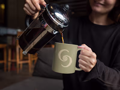 Clay Crest Studio: Pottery Branding