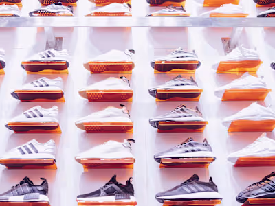 E-commerce data warehouse management