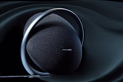 Harman / Kardon Onyx studio 8