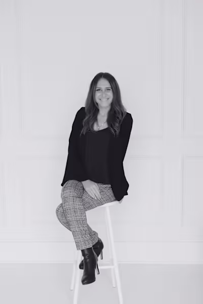 Hi, I’m Becca, founder of SZNS digital marketing! After year...