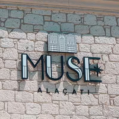 Muse Boutique Hotel Logo Design