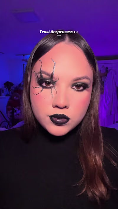 Halloween makeup inspo using @urban decay 🖤🕷️ #urbandecay #ea…