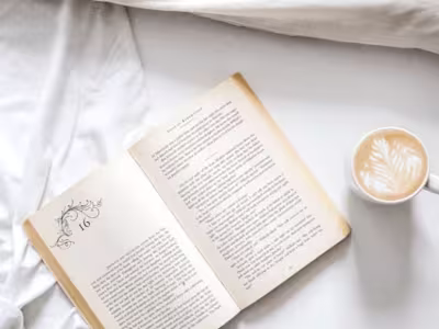 Books Every 20-Something Woman Should Read | Her Campus