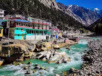 Dehradun to Uttarkashi Cab