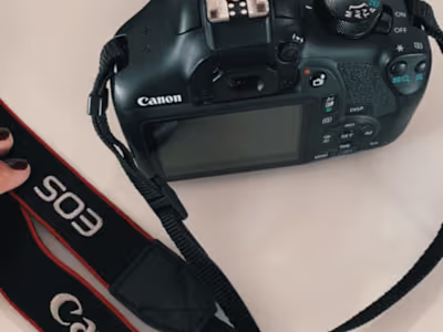 Unboxing UGC Video