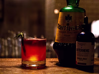 Cocktailography for Almond