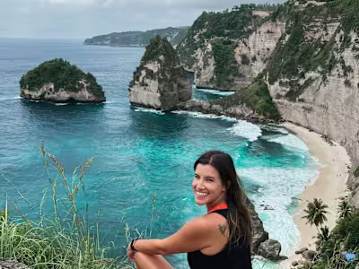 Travel Series: Tiktok / Instagram