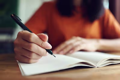 Crafting Clarity: Mastering Content Editing for Science Blogs