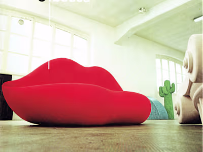 Gufram - Social Media Content and Copy for Bocca Sofa