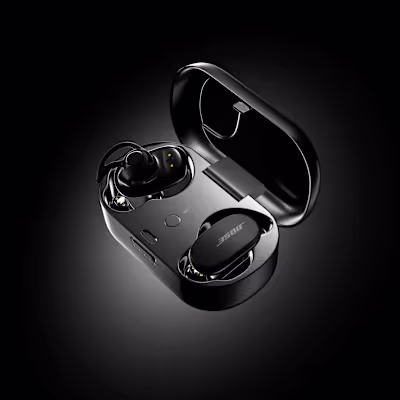 3D Product Rendering Bose Earbuds