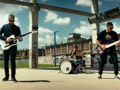 Panic In March  - Paranoia Tip (Official Music Video)