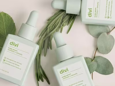 ⁠DIVI: UGC- Christmas themed Content