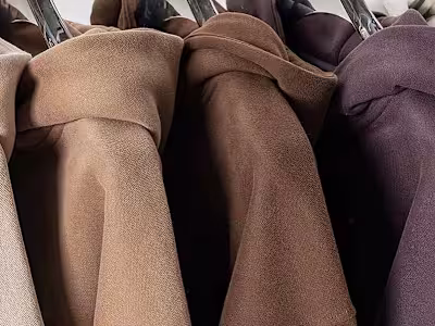 Minimalist Fashion Brand Social Media Growth and Marketing