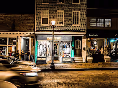 Independent Shops Struggle In An Online World