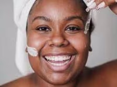 Age Gracefully: Anti-Aging Skincare Tips and Ingredients
