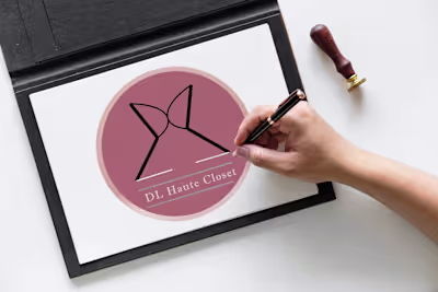 DL Haute Closet Logo