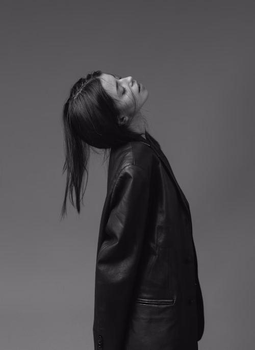 Captivating Product Photos with Character for E-Commerce Success